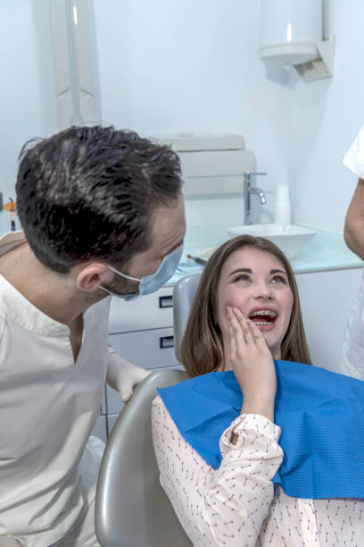 Best Broken Tooth Emergency  in South Elgin, IL